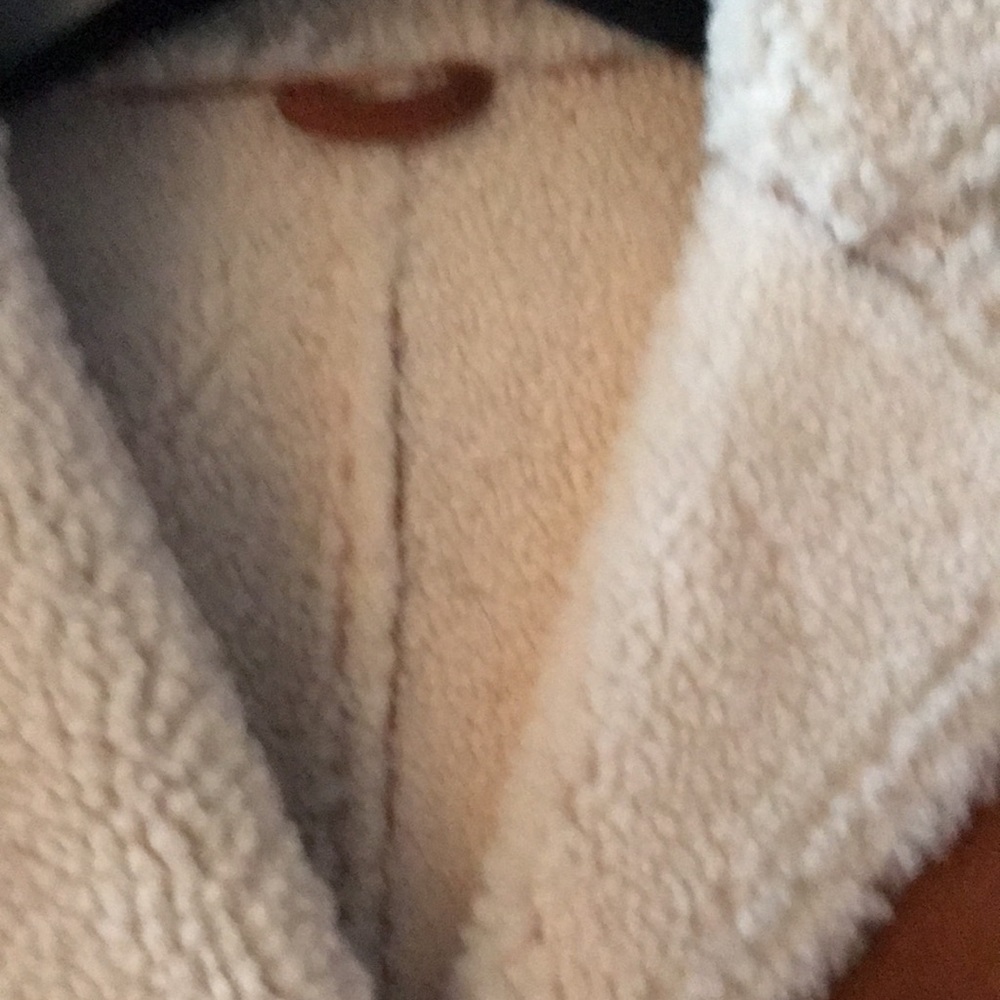 Celtic Co Classic Shearling Jacket. Whiskey - Picture 10 of 16